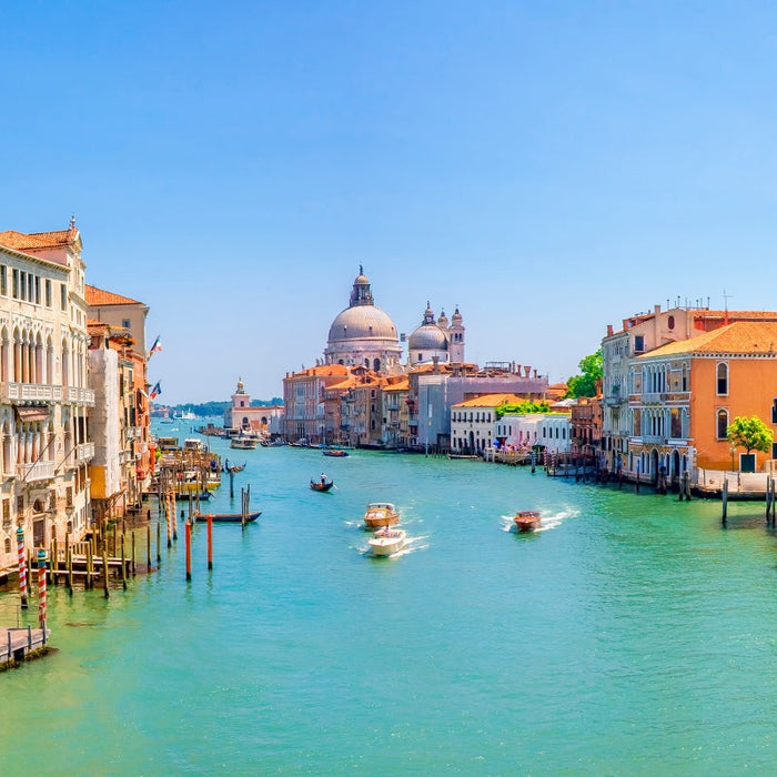 Canal Café: Brewing Venice’s Waters into Espresso